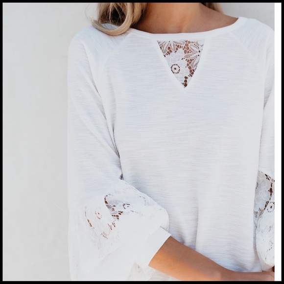 Lacie Balloon Sleeve Top - Picture 2 of 6